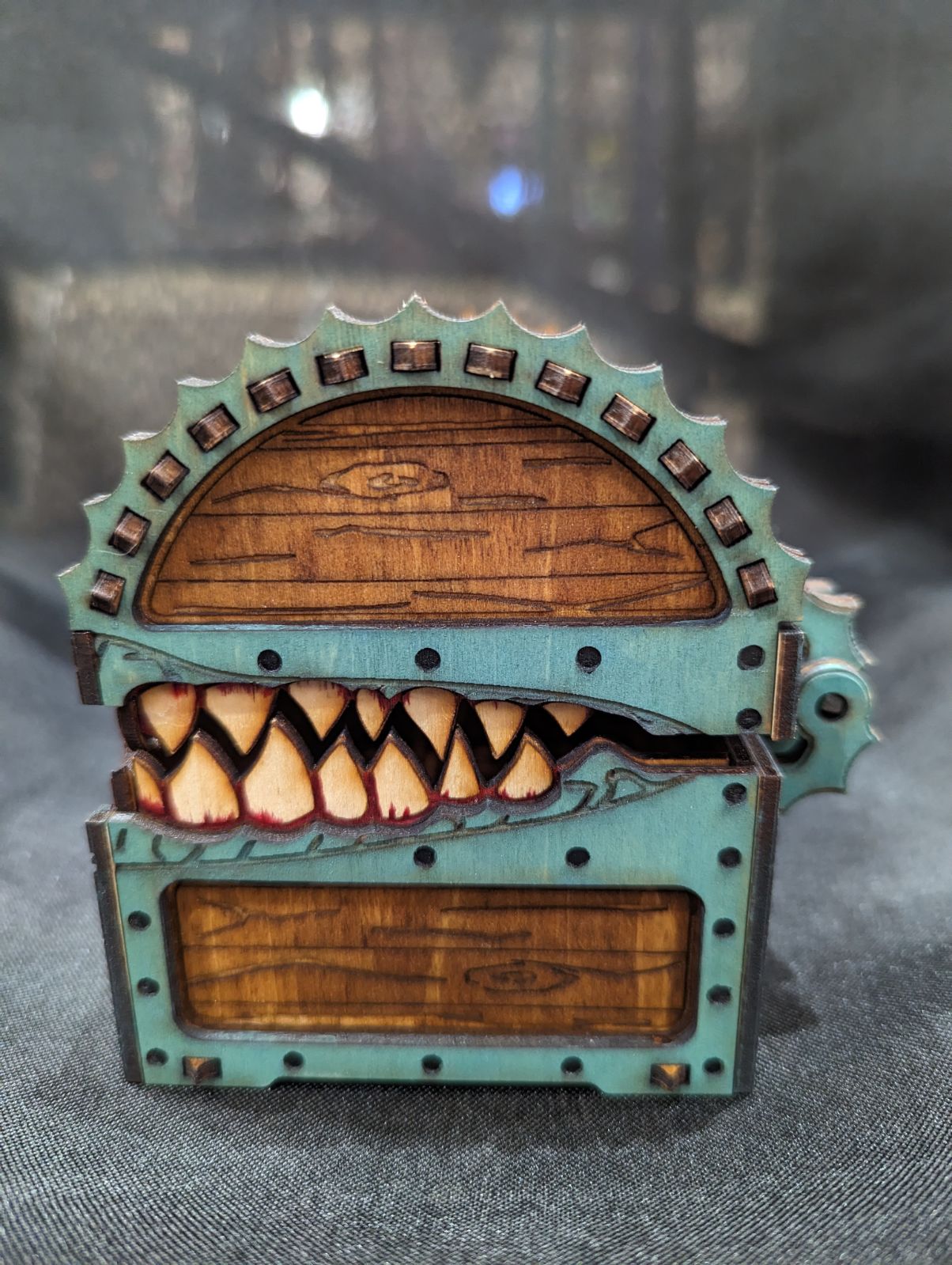 Mimic Dice Chest