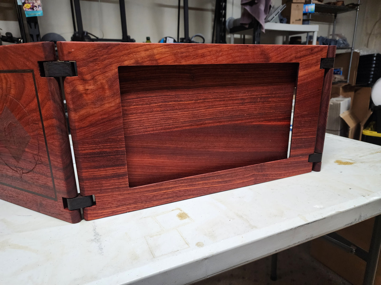 Premium GM Screen with Monitor