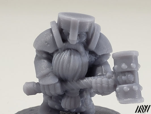 Dwarf with Double Handed Hammer 1